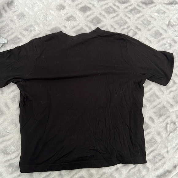 Divided(H&M) black tshirt with ‘original’ in right front corner size M - Picture 3 of 3